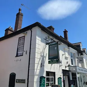 The Star 4*, Ringwood United Kingdom