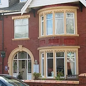 The Grosvenor View - 3*, Blackpool United Kingdom
